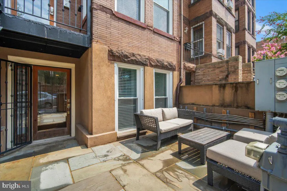2505 17TH STREET NW #1 Washington, DC 20009