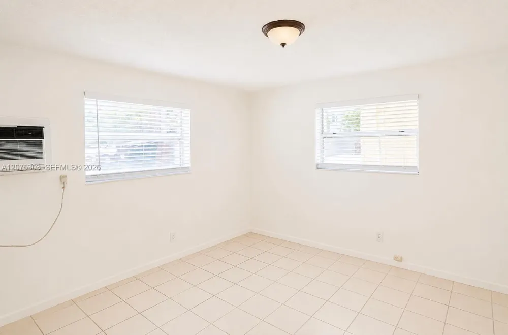2799 E 4th Ave #7 Hialeah, FL 33013