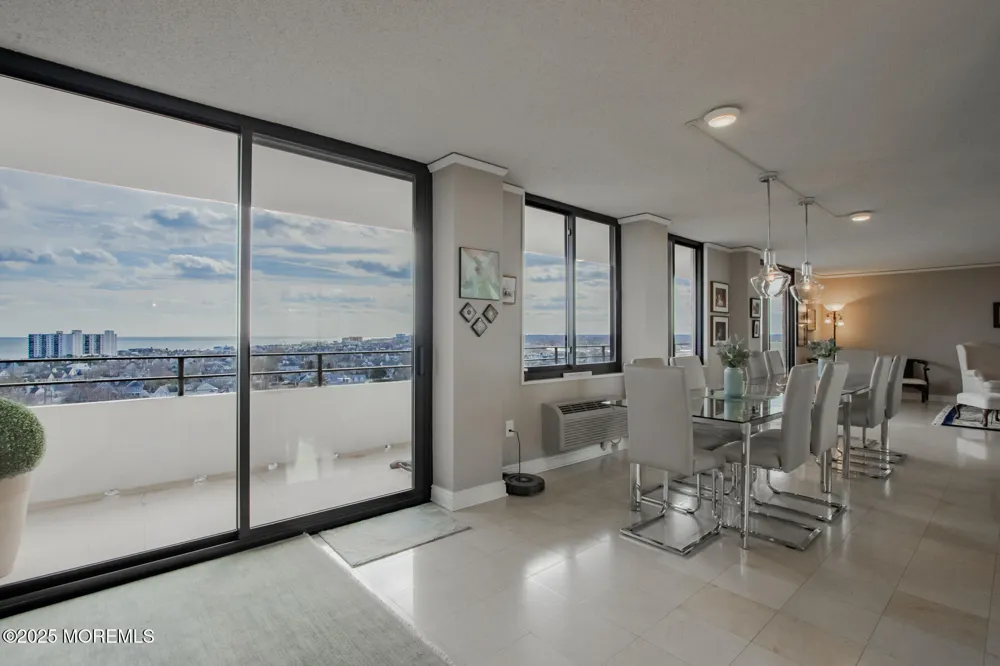 1 Channel Drive #1412/1413 Monmouth Beach, NJ 07750