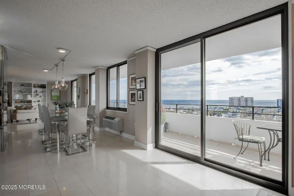 1 Channel Drive #1412/1413 Monmouth Beach, NJ 07750