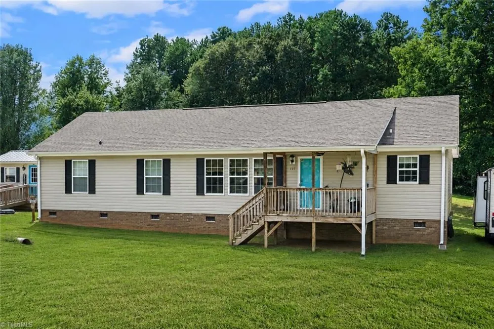191 Beaver Farm Road Lexington, NC 27295