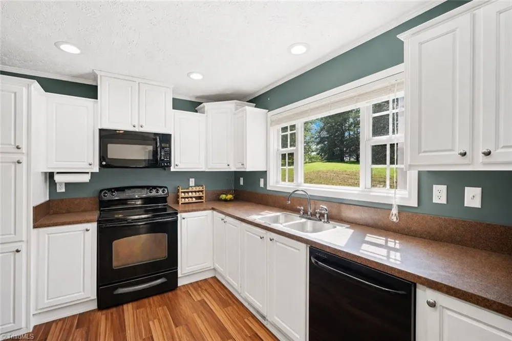 191 Beaver Farm Road Lexington, NC 27295