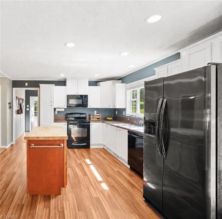 191 Beaver Farm Road Lexington, NC 27295