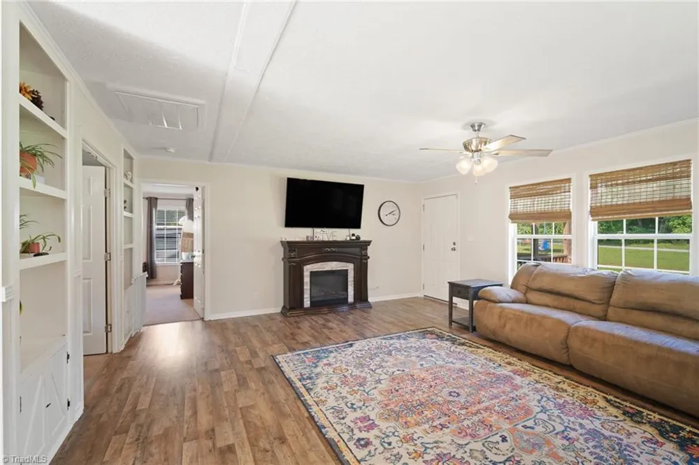 191 Beaver Farm Road Lexington, NC 27295