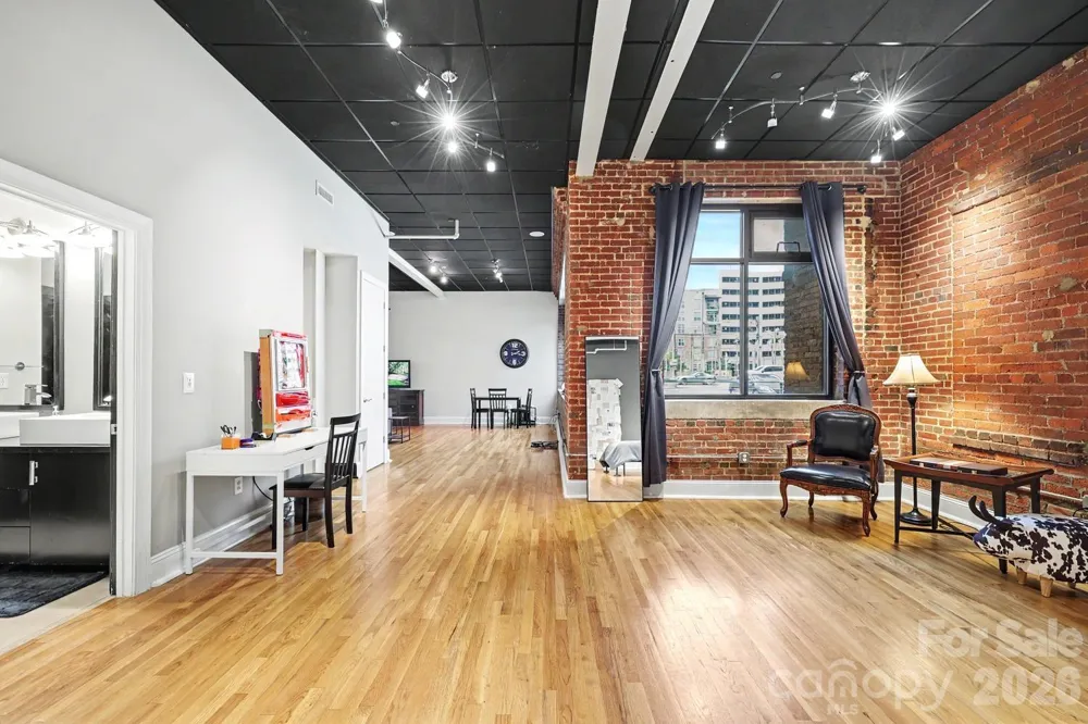 310 Arlington Avenue #214 Charlotte, NC 28203
