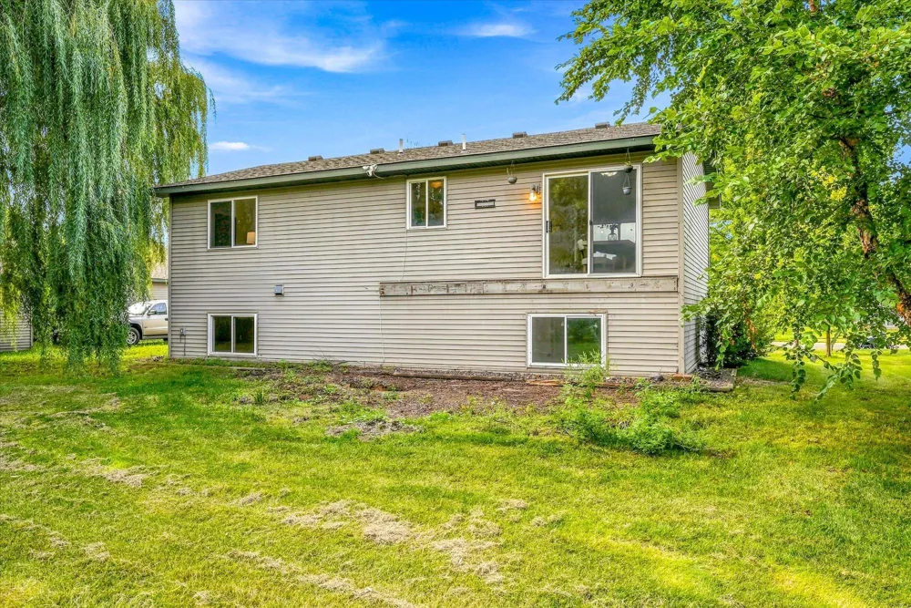 7545 385th Street North Branch, MN 55056