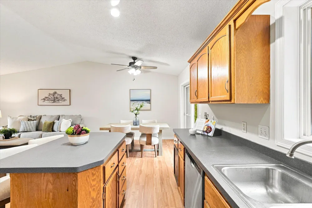 7545 385th Street North Branch, MN 55056