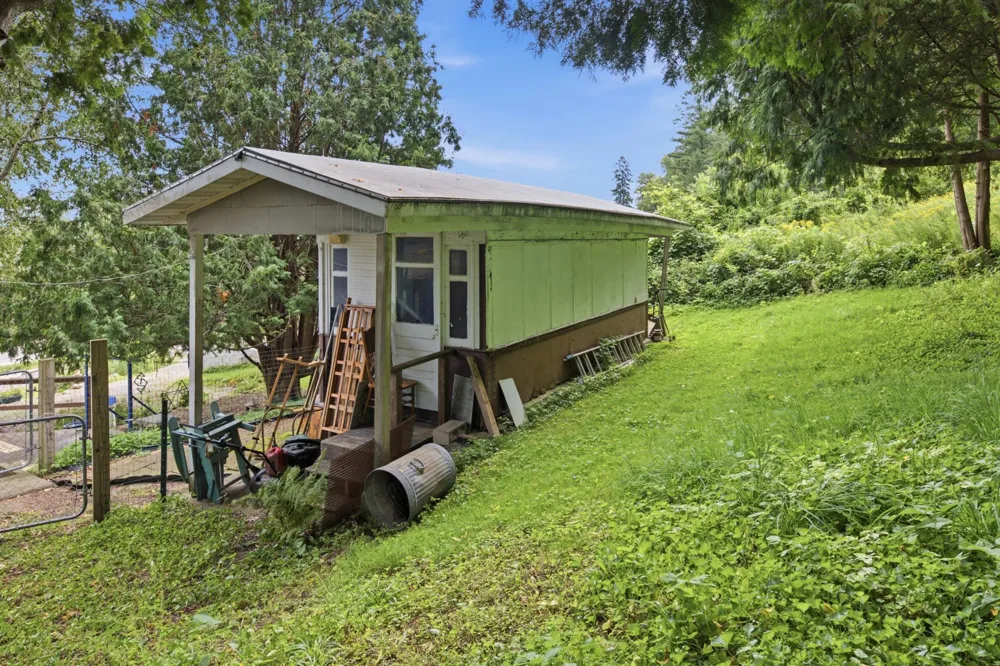 149 E Lake Boulevard Winona, MN 55987