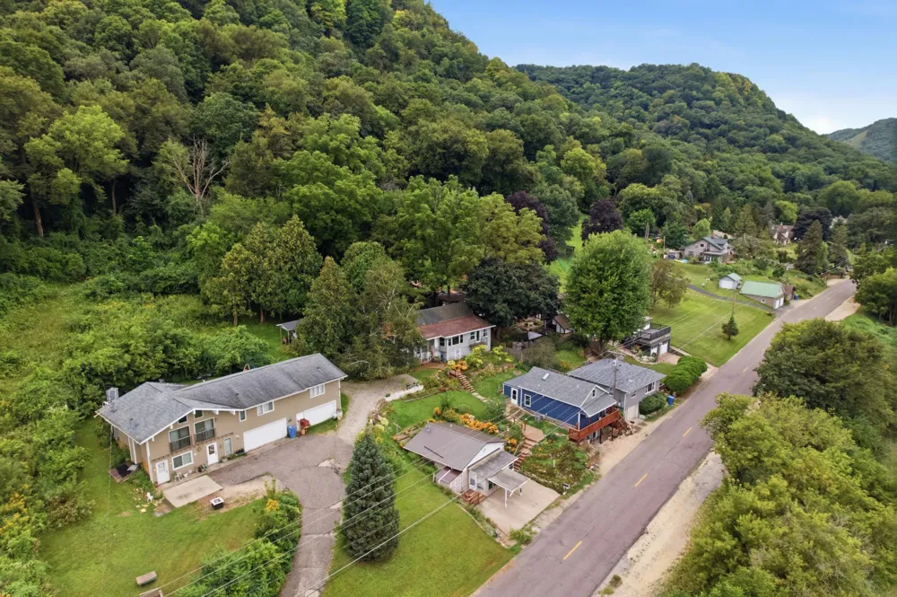 149 E Lake Boulevard Winona, MN 55987