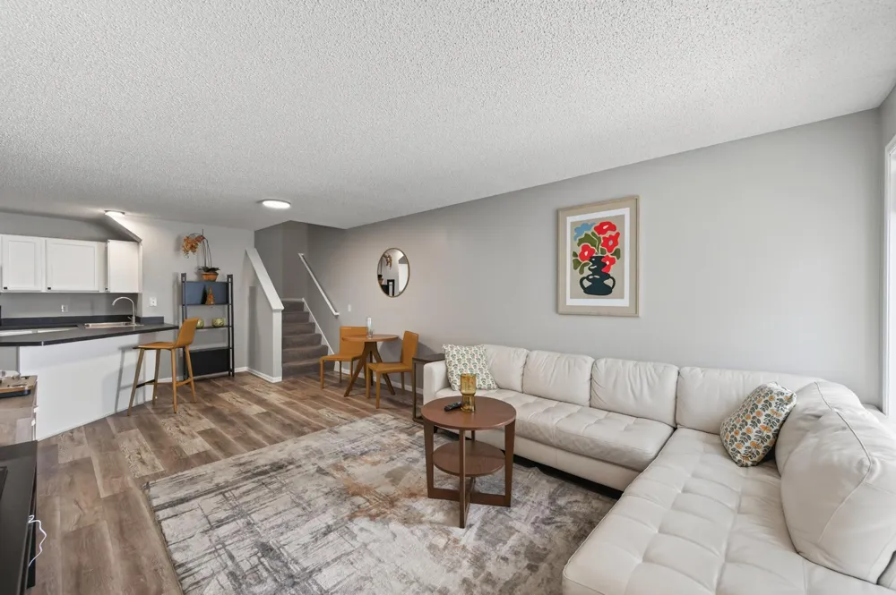 8630 Quarry Ridge Lane #H Woodbury, MN 55125