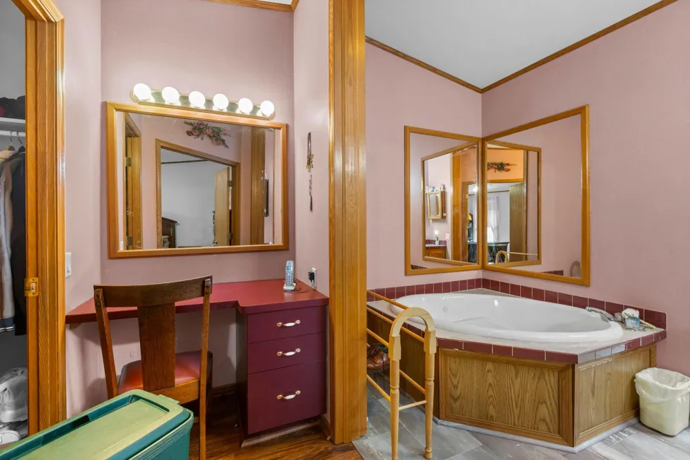641 240th Street Osceola, WI 54020