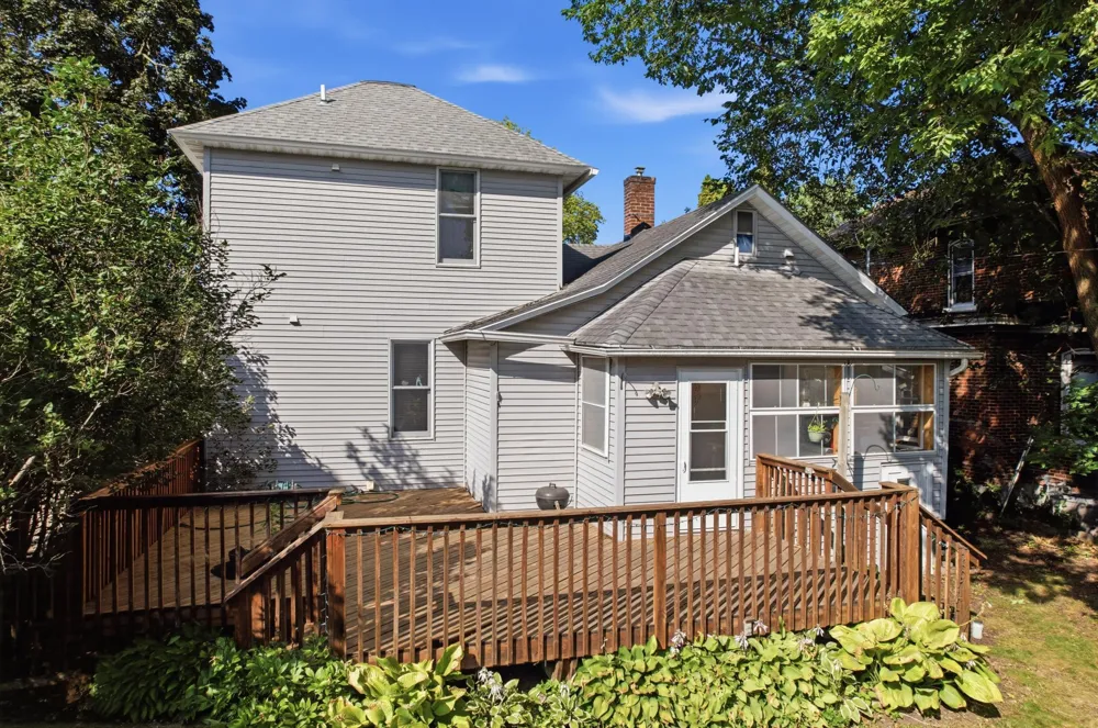 351 E Sanborn Street Winona, MN 55987