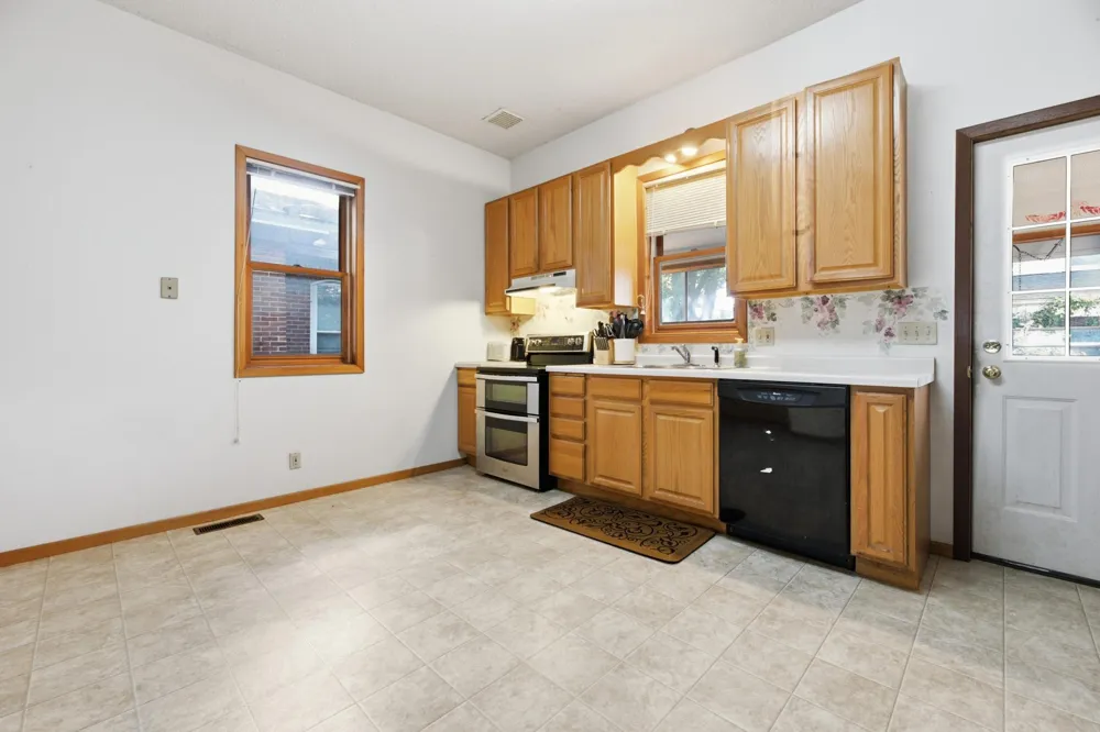 351 E Sanborn Street Winona, MN 55987