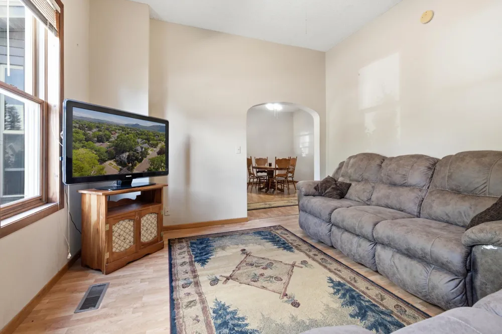 351 E Sanborn Street Winona, MN 55987