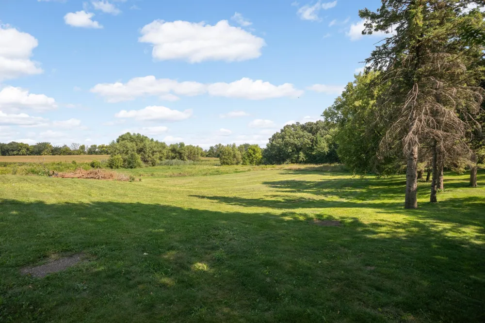 4215 Elmore Avenue Webster, MN 55088