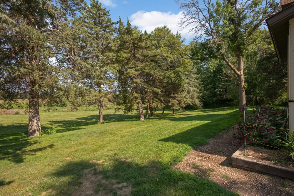 4215 Elmore Avenue Webster, MN 55088