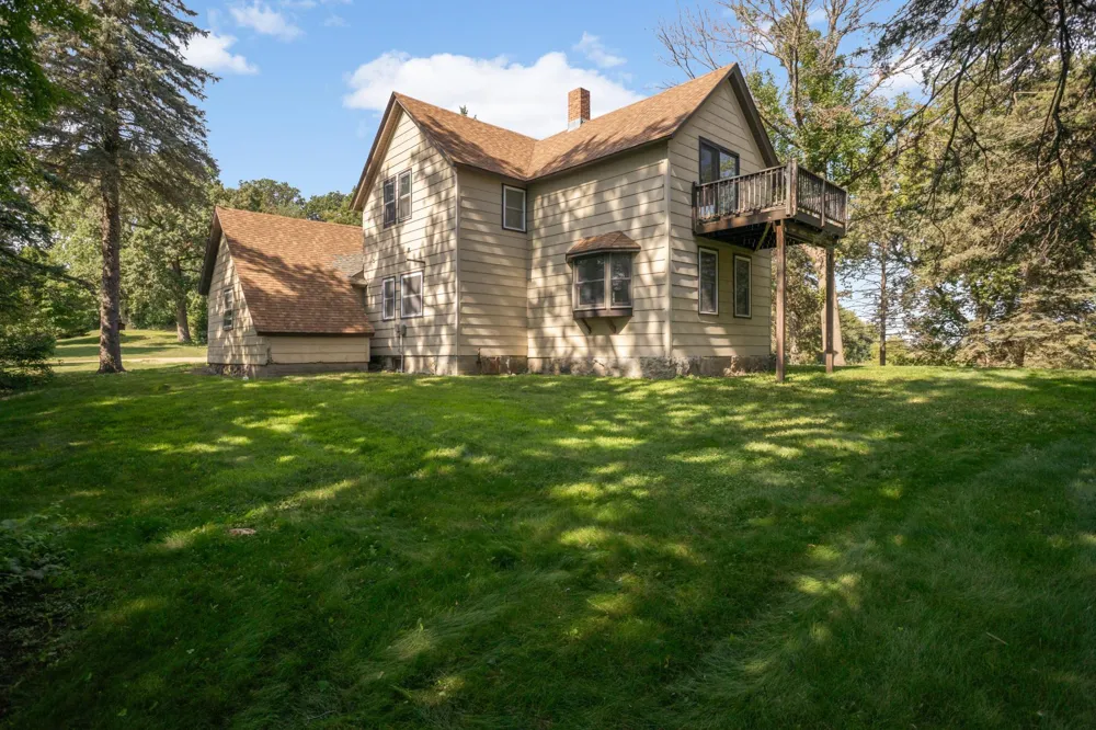 4215 Elmore Avenue Webster, MN 55088
