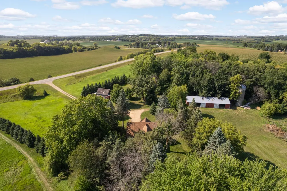 4215 Elmore Avenue Webster, MN 55088