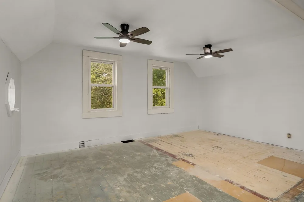 4215 Elmore Avenue Webster, MN 55088