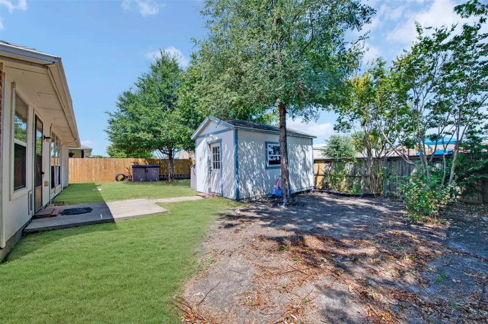 2804 Spencer Circle Royse City, TX 75189