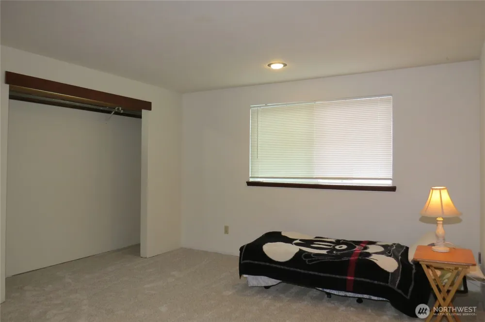 237 Dolphin Avenue NE Ocean Shores, WA 98569