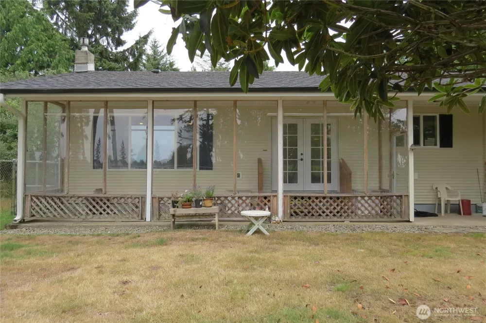 237 Dolphin Avenue NE Ocean Shores, WA 98569