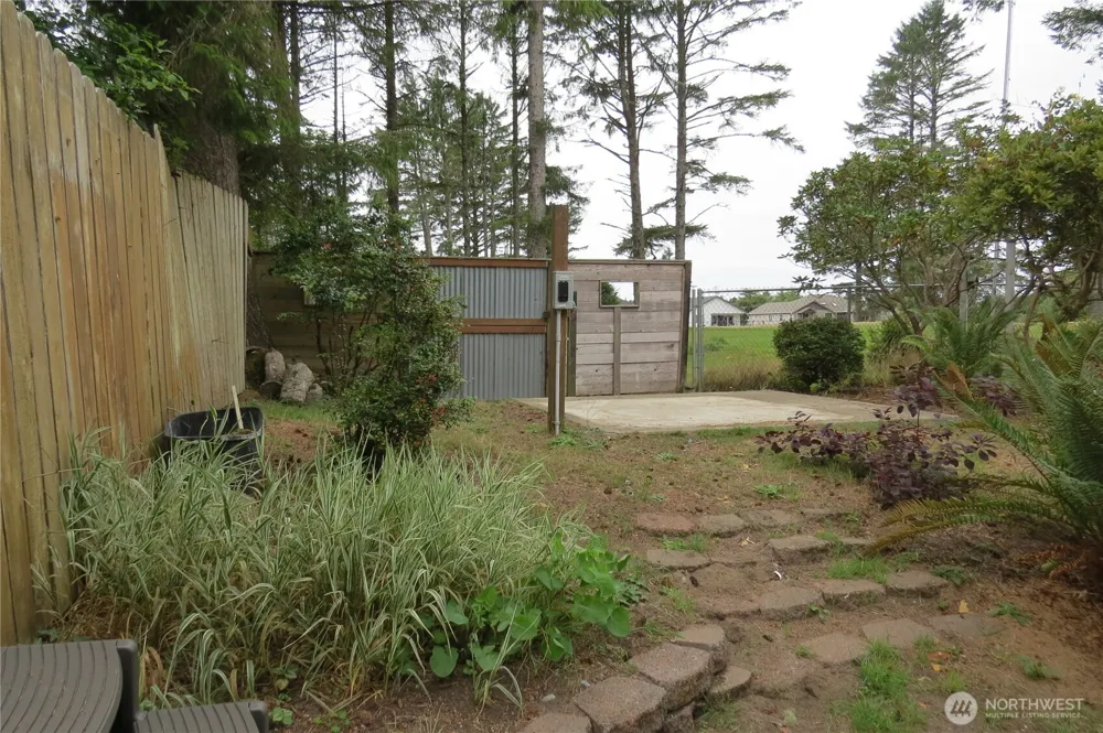 237 Dolphin Avenue NE Ocean Shores, WA 98569