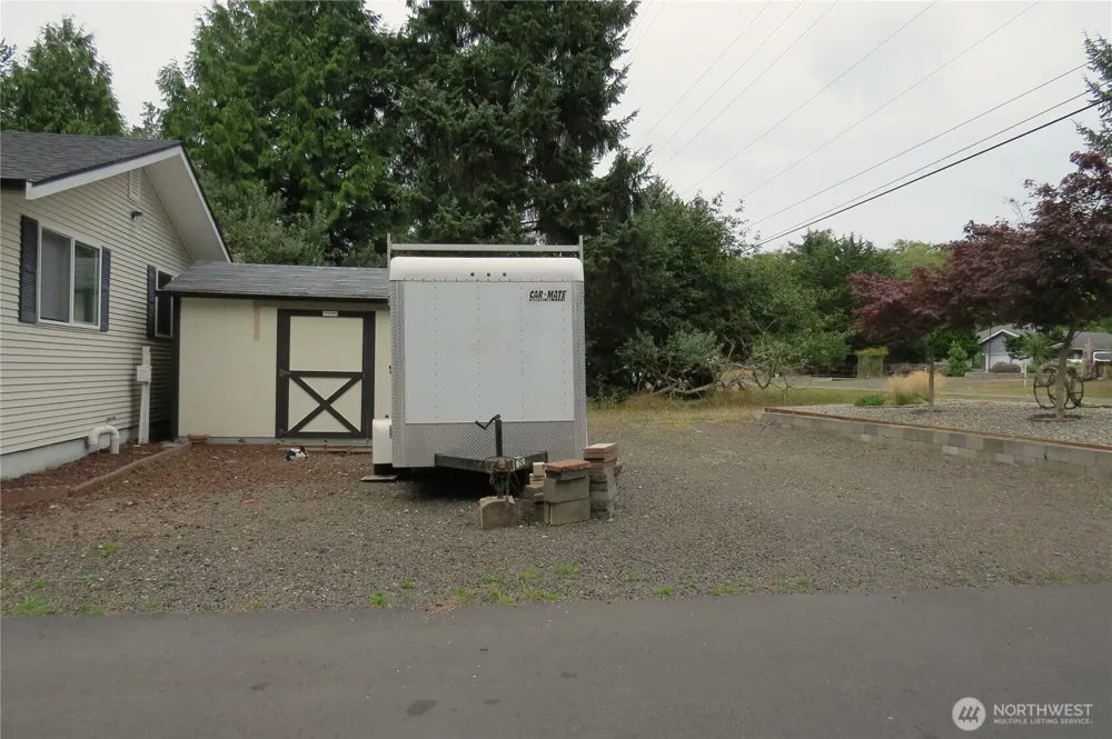 237 Dolphin Avenue NE Ocean Shores, WA 98569