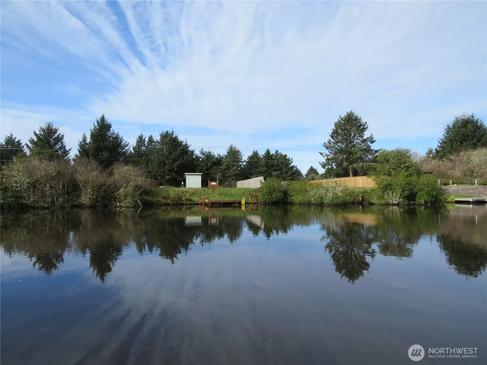 237 Dolphin Avenue NE Ocean Shores, WA 98569
