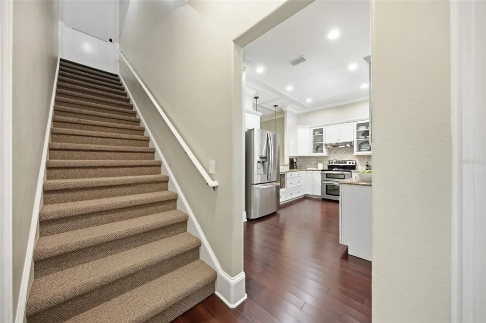 1905 PINE STREET Valrico, FL 33594