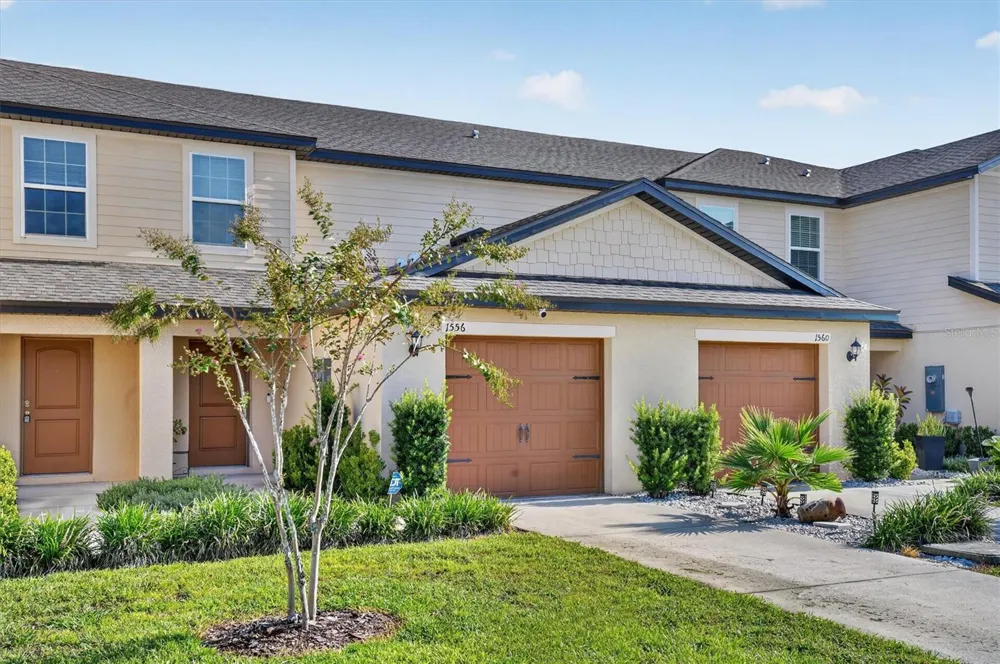 1556 WYNFORD CIRCLE Tavares, FL 32778