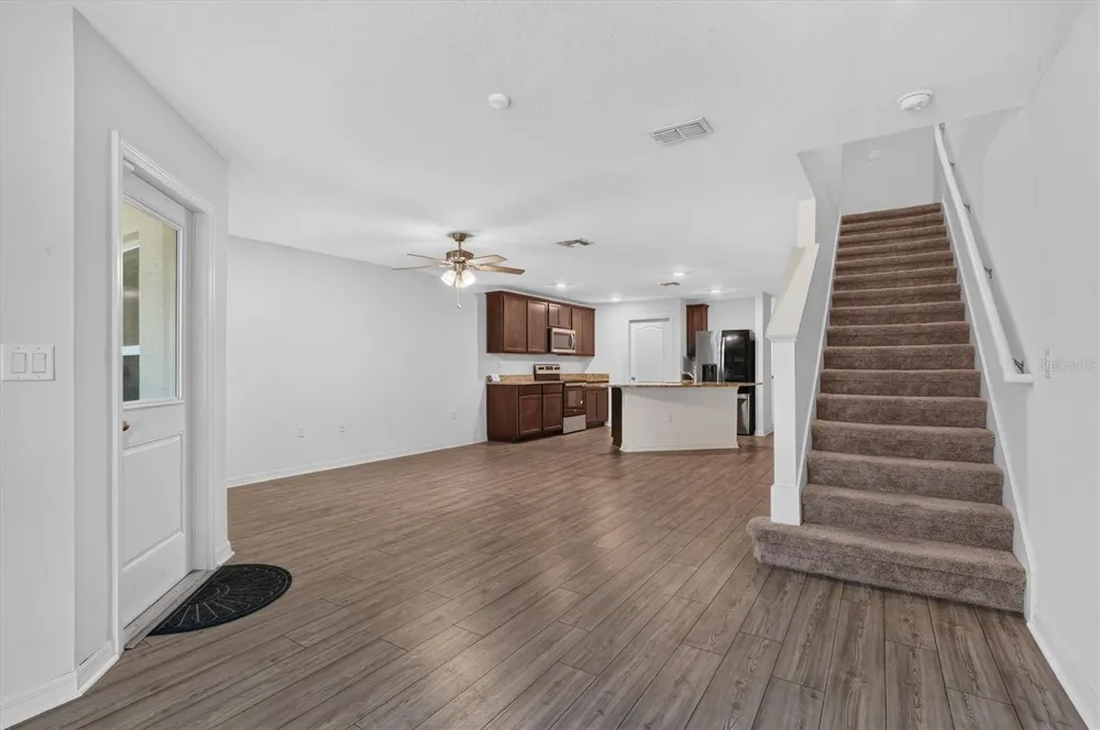 1556 WYNFORD CIRCLE Tavares, FL 32778