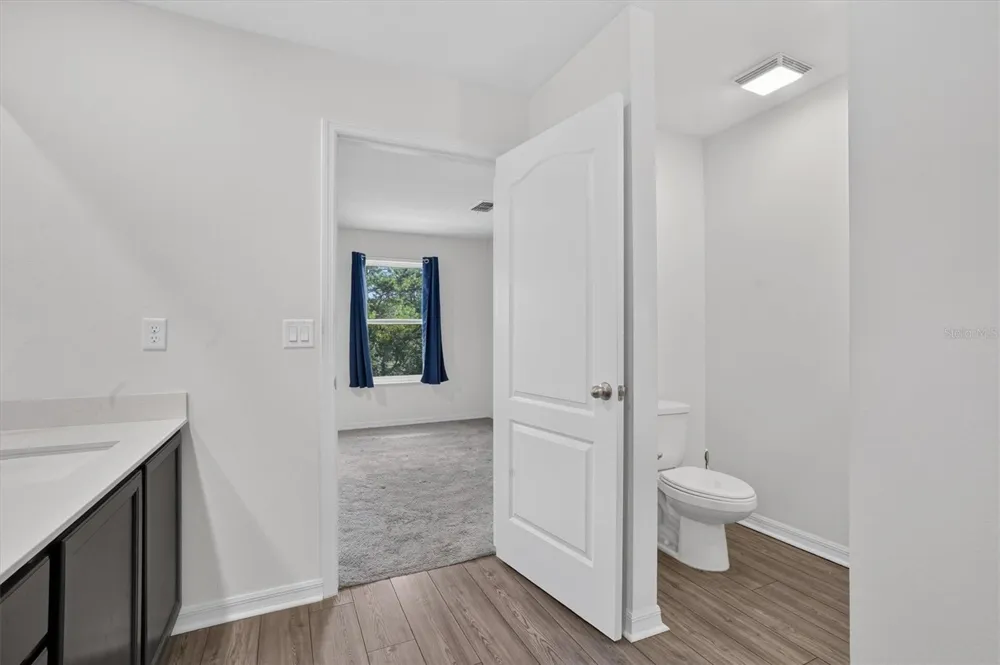 1556 WYNFORD CIRCLE Tavares, FL 32778