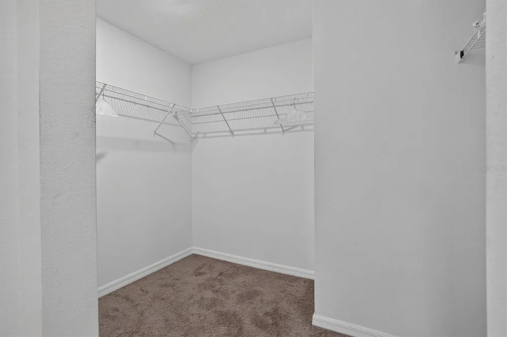 1556 WYNFORD CIRCLE Tavares, FL 32778