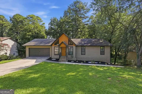 78 Regal way northwest WAY
