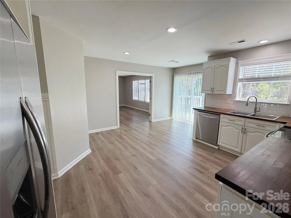 5902 Hoover Street Indian Trail, NC 28079