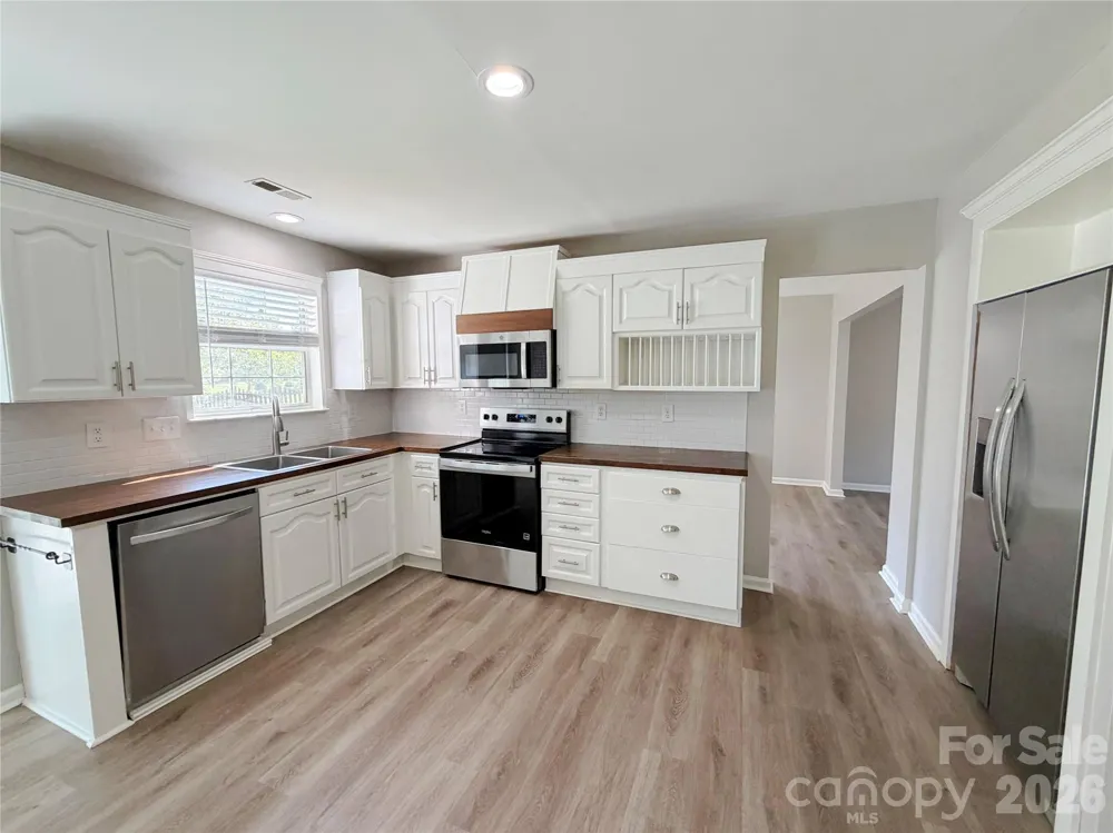 5902 Hoover Street Indian Trail, NC 28079