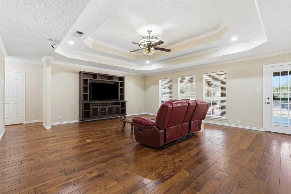 128 Oakwood Court Lakeside, TX 76135