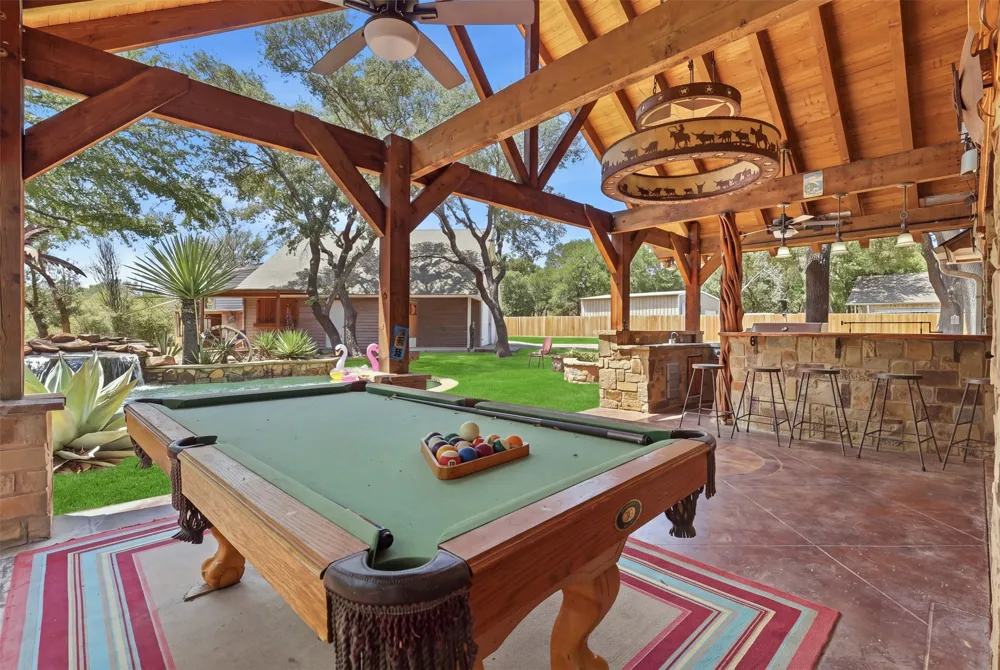 128 Oakwood Court Lakeside, TX 76135