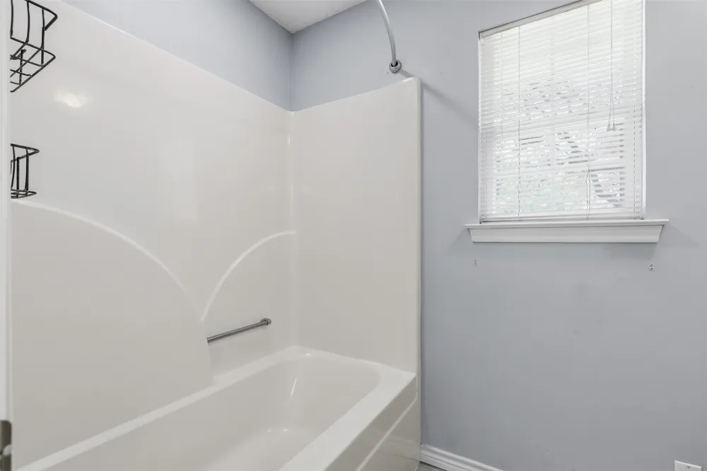128 Oakwood Court Lakeside, TX 76135