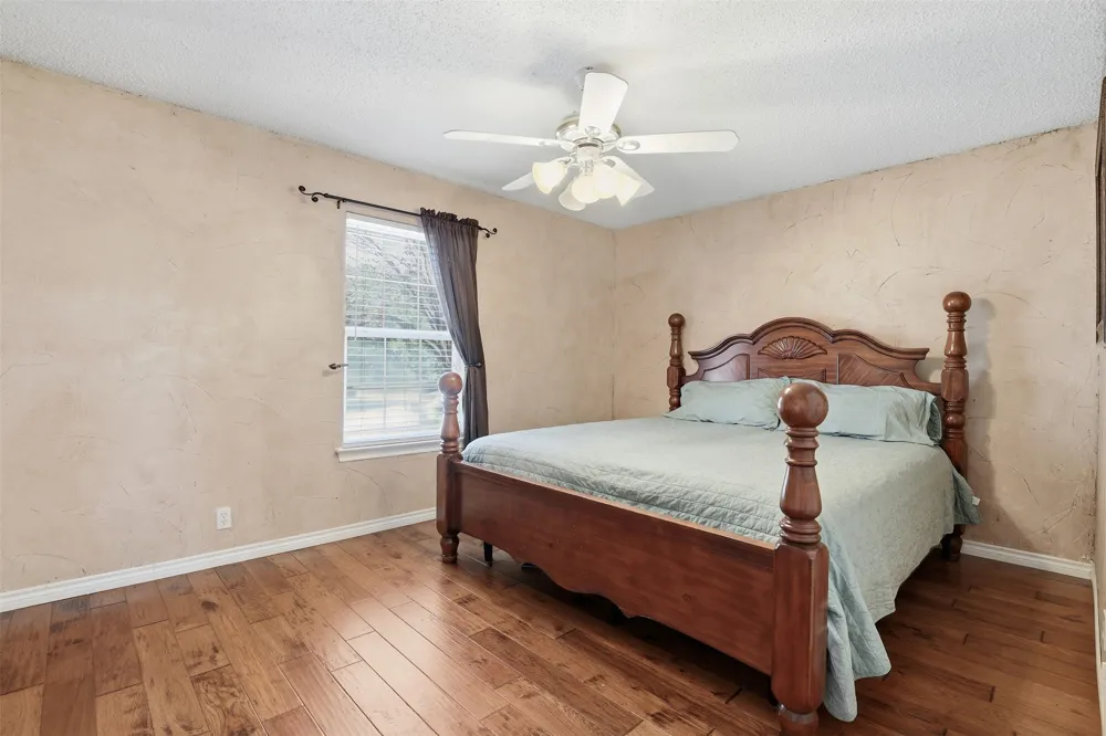 128 Oakwood Court Lakeside, TX 76135