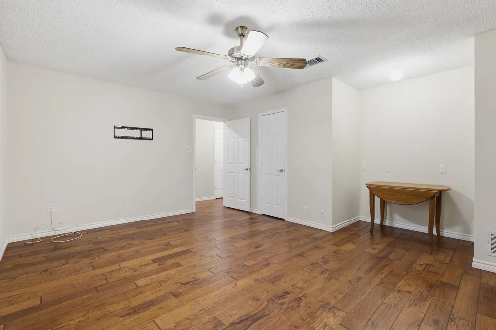 128 Oakwood Court Lakeside, TX 76135