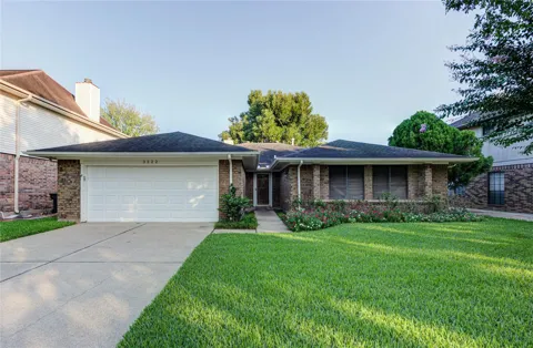 3322 Larkwood Lane