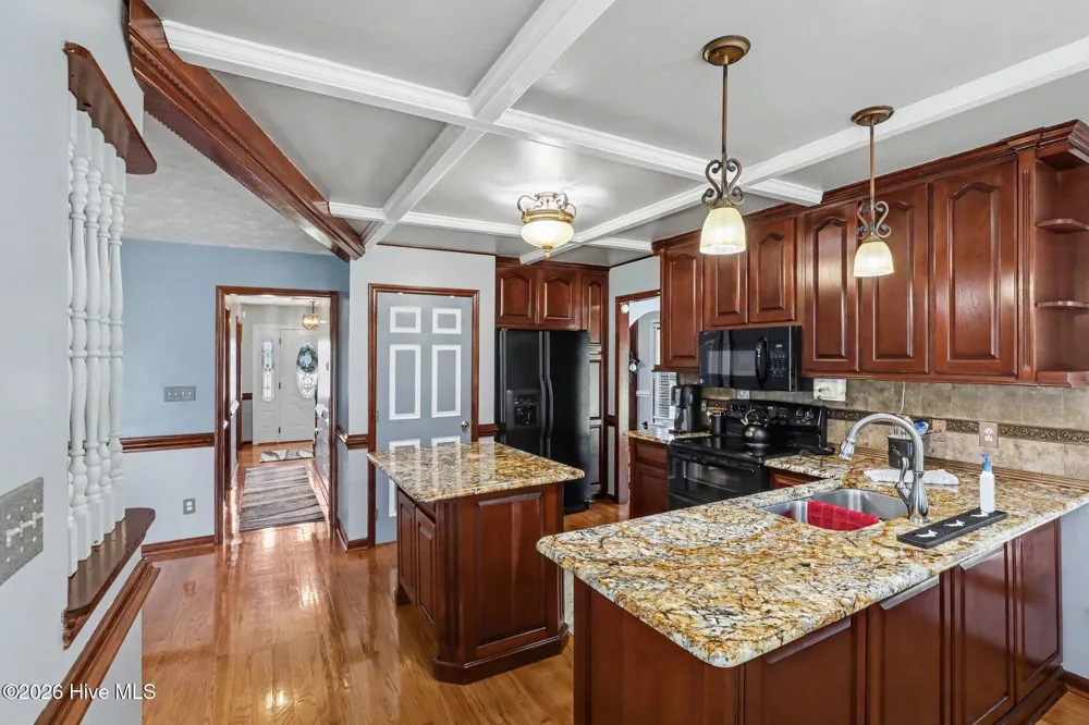 24 Clubhouse Drive Dunn, NC 28334