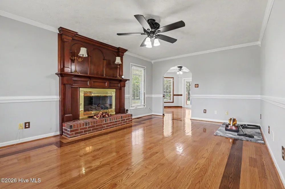 24 Clubhouse Drive Dunn, NC 28334