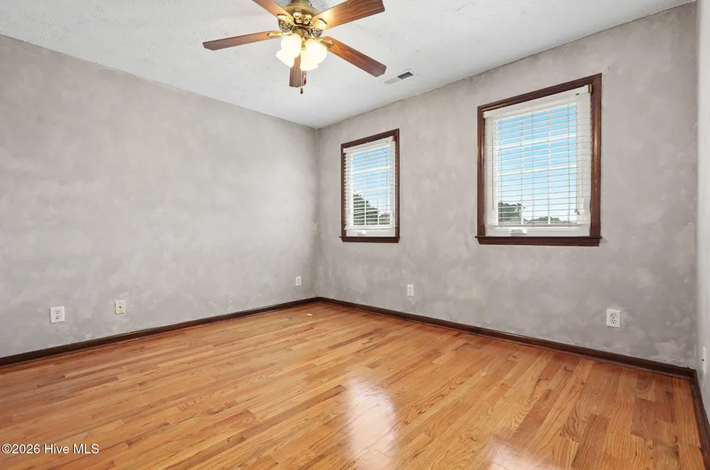 24 Clubhouse Drive Dunn, NC 28334