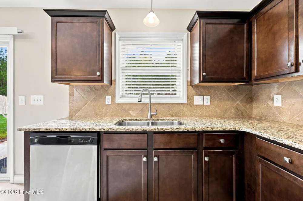 1217 Teakwood Drive Greenville, NC 27834