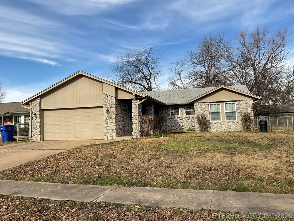 908 W Nashville Street Broken Arrow, OK 74012
