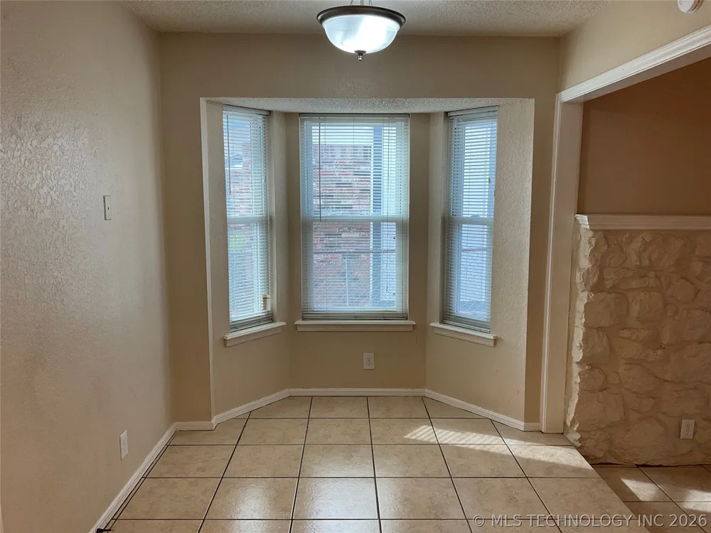 908 W Nashville Street Broken Arrow, OK 74012