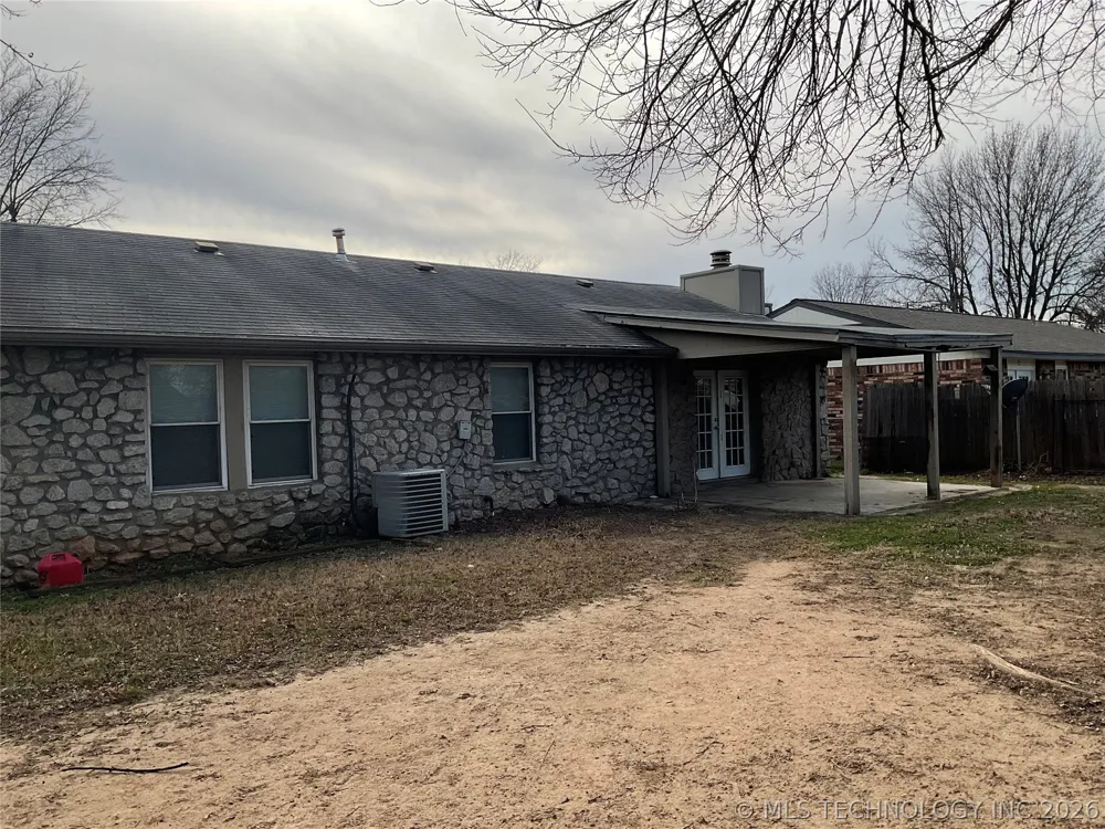 908 W Nashville Street Broken Arrow, OK 74012